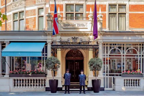 Гости, отседнали в The Connaught, Maybourne Hotel Collection