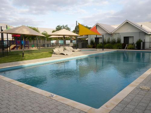 Bazen u ili blizu objekta Eleven - Oceanside Retreat Busselton