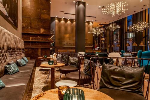 Zona d'estar a Motel One Glasgow