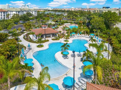 Piscina a Orlando Resort Rentals at Universal Boulevard o a prop