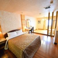 Paiwei Motel, hotel malapit sa Tainan Airport - TNN, Tainan