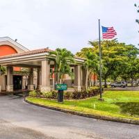 Quality Suites Fort Myers Airport I-75, viešbutis mieste Fort Majersas, netoliese – Pietvakarių Floridos tarptautinis oro uostas - RSW