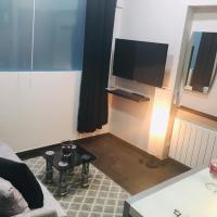 Apartamentos Deluxe Barajas, hotel v destinácii Madrid v blízkosti letiska Letisko Madrid-Barajas - MAD