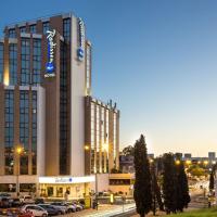 Radisson Blu Hotel Lisbon, מלון ב-Alvalade, ליסבון