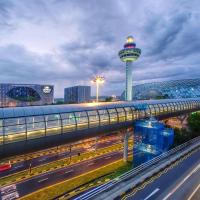 Crowne Plaza Changi Airport, an IHG Hotel, hotelli Singaporessa lähellä lentokenttää Changi-lentokenttä - SIN 