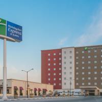 Holiday Inn Express & Suites Silao Aeropuerto Terminal, an IHG Hotel, hotel en Silao