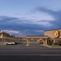 Super 8 by Wyndham Windsor/Dougall, hotel near Windsor Airport - YQG, Windsor