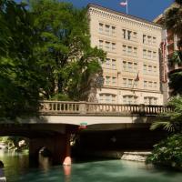 Drury Inn & Suites San Antonio Riverwalk, хотел в Сан Антонио