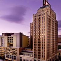 Drury Plaza Hotel San Antonio Riverwalk, hotelli kohteessa San Antonio