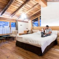 Curt di Clement Eco Mobility Hotel, hotel sa Tirano