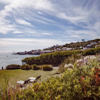 The Bay Hotel, hotel in Coverack