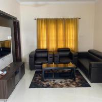 OM SRINIVASA - TRULY HOMESTAY, hotel blizu aerodroma Aerodrom Tirupati - TIR, Tirupati