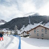 Villa David Dolomites, hotel sa Selva di Val Gardena