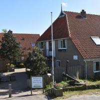 Hotel Dichtbijzee, hotel sa Oosterend