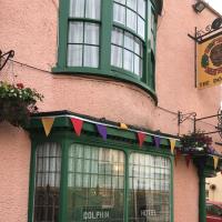 Dolphin Hotel Public House Weymouth، فندق في ويماوث