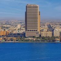 DoubleTree by Hilton Sharjah Waterfront Hotel And Residences, hotel en Al Majaz, Sharjah