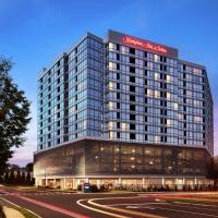 Hampton Inn & Suites Teaneck/Glenpointe, hotel in Teaneck