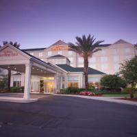 Hilton Garden Inn Jacksonville Airport, מלון ליד נמל התעופה הבינלאומי ג'קסונוויל - JAX, ג'קסונוויל