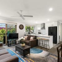 Charming 3-bed Apartment near Local Shops, hotel i nærheden af Brisbanes lufthavn - BNE, Brisbane