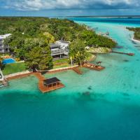 Cristalino Lagoon Front Hotel, Restaurant & Spa, hotell i Bacalar