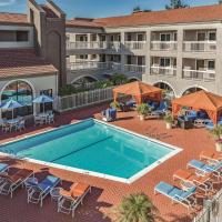 La Quinta by Wyndham San Francisco Airport West, viešbutis mieste Milbrė, netoliese – San Francisko tarptautinis oro uostas - SFO