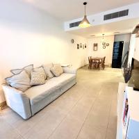 1-Bed Al Zeina Beach Community, Al Raha Beach - 5 minutes from Zayed Int'l airport and Yas Island, F1, viešbutis Abu Dabyje, netoliese – Abu Dabio tarptautinis oro uostas - AUH