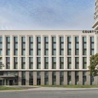 Courtyard by Marriott Hamburg City, hotel di Hamburg City Center, Hamburg