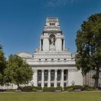 Four Seasons Hotel London at Tower Bridge โรงแรมที่ซิตี้ออฟลอนดอนในลอนดอน