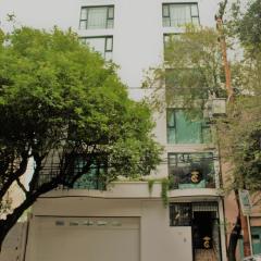 Condesa Suites