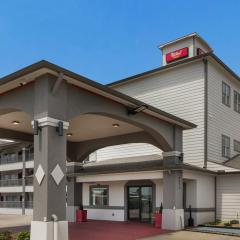 Red Roof Inn PLUS + Galveston - Beachfront