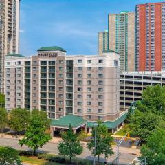 Courtyard By Marriott Jersey City Newport