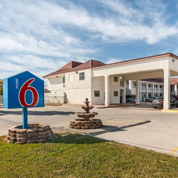 Motel 6-San Marcos, TX - North, hotel v destinácii San Marcos