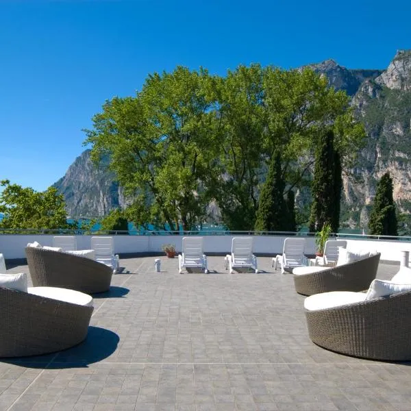 Hotel Oasi Wellness & Spa, hotel in Riva del Garda