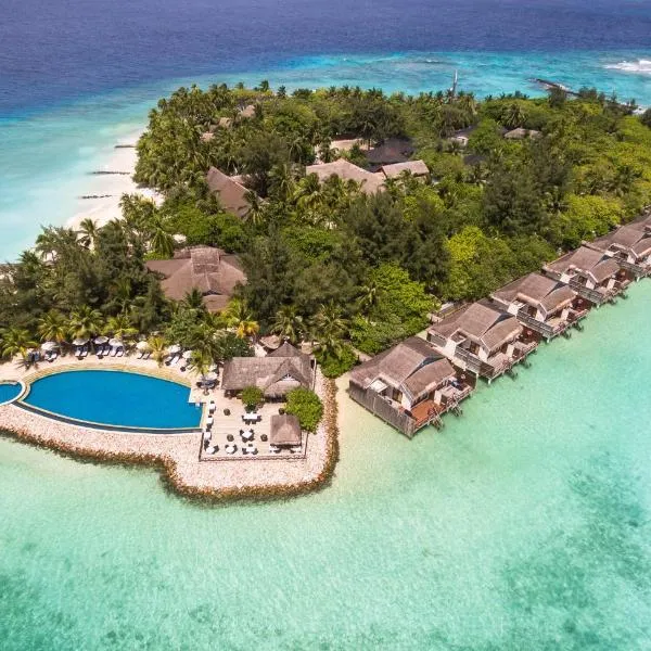 Taj Coral Reef Resort & Spa,Maldives - Premium All Inclusive with Free Transfers – hotel w mieście Kudahitty