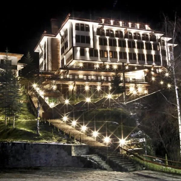 Shiroka Laka Hotel: Lyaskovo şehrinde bir otel