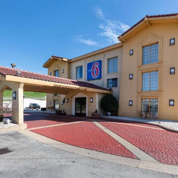 Motel 6-Knoxville, TN, хотел в Ноксвил