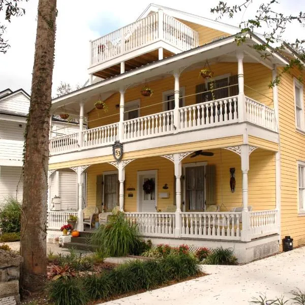 Victorian Luxury One Bedroom Apartment, hotel a St. Augustine