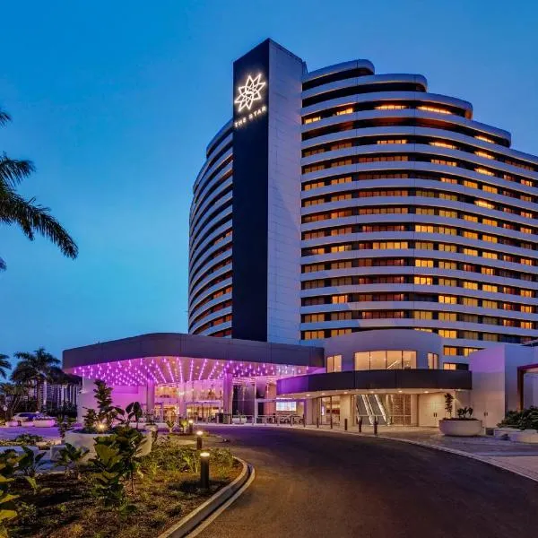 The Star Grand at The Star Gold Coast, hotel em Gold Coast