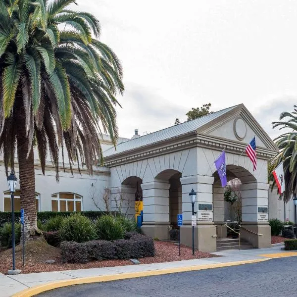 Lions Gate Hotel, hotel in Sacramento