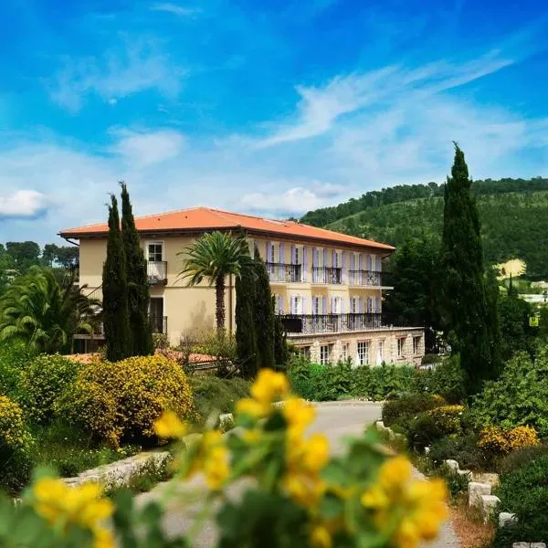 Hôtel Eze Hermitage, hotel u gradu Ez