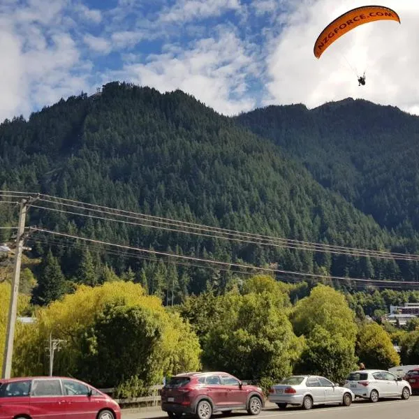 Aspen Lodge Backpackers, hotel in Queenstown