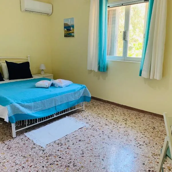 Small Apartment in Markopoulo center, hotel em Markopoulo Mesogaias