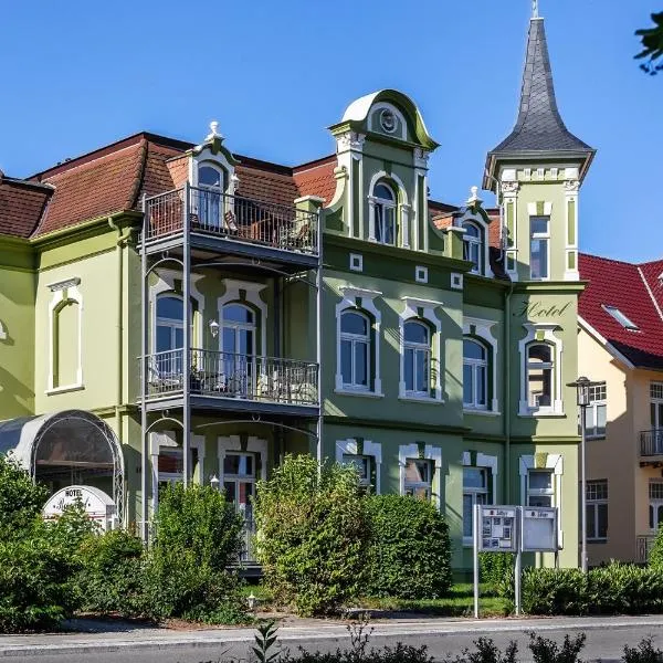 Hotel Rosenhof, hotel di Kühlungsborn