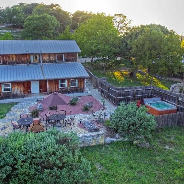 A Barn At The Quarry, hotell i Fredericksburg