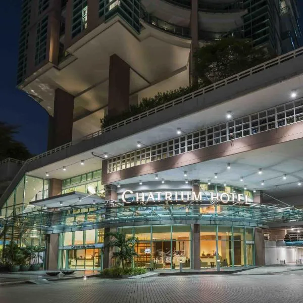 Chatrium Hotel Riverside Bangkok, хотел в Банкок