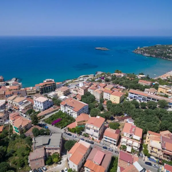 Delfino, Hotel in Marina di Camerota