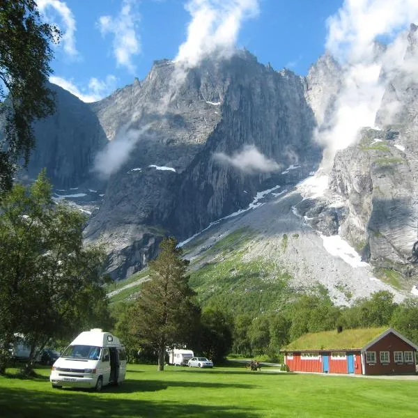 Trollveggen Camping, Hotel in Åndalsnes