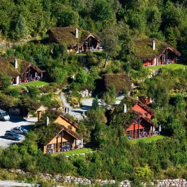 Troll Fjordhytter, hotell i Nordfjordeid