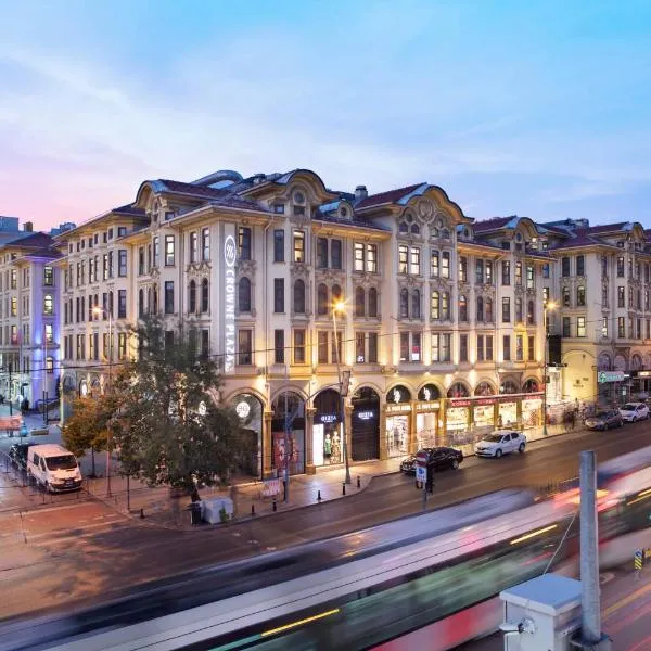 Crowne Plaza Istanbul - Old City, an IHG Hotel, khách sạn ở Sultanahmet