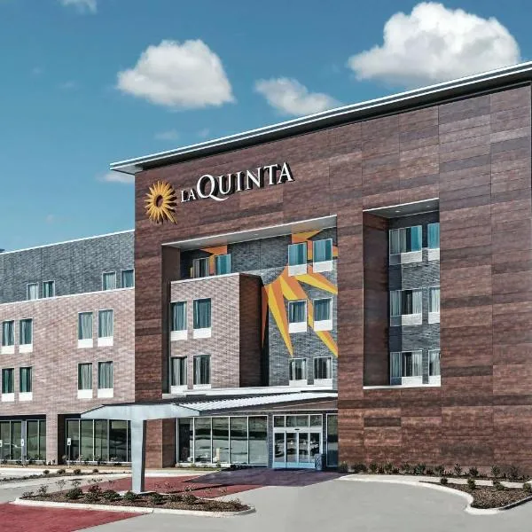 La Quinta by Wyndham Dallas Grand Prairie North, hotel in Grand Prairie